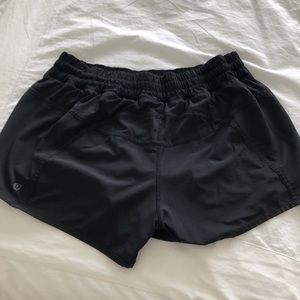 Lululemon tracker shorts